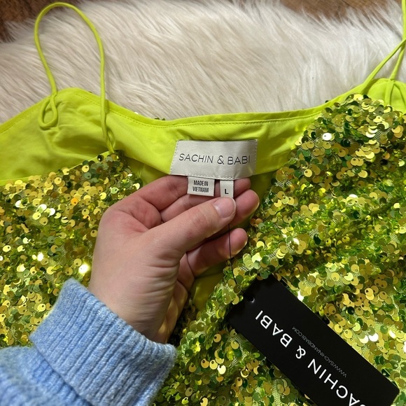 SACHIN + BABI Jesse Sequin Top In Chartreuse - Picture 3 of 3